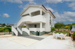 Apartments with a parking space Vir - Lozice, Vir - 21777